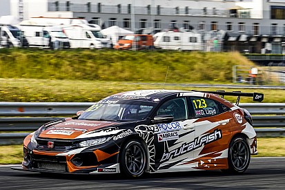 TCR Europe: Lloyd festeggia in Gara 2, prezioso podio per Briché