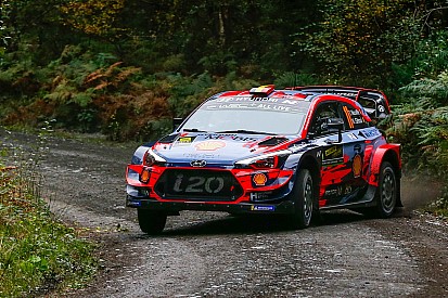 Neuville, Latvala et Tänak en chasse derrière Meeke