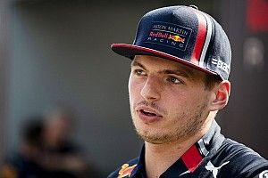 Verstappen admite que não tinha carro para tirar pole de Hamilton