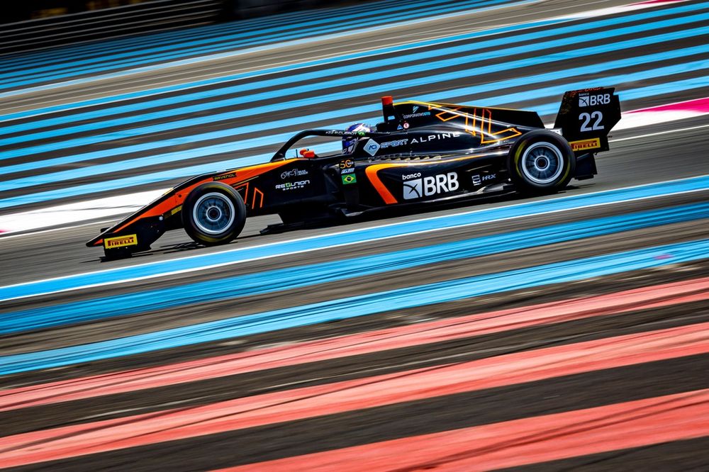 Pedro Clerot
(Dutch Photo Agency/RF1)