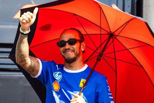 Hamilton apoya la entrada de Cadillac y lo considera algo "Fantástico"