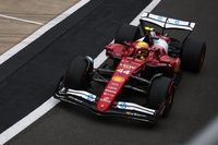 C&oacute;mo Lewis Hamilton est&aacute; moldeando el coche de Ferrari para la F1 2026