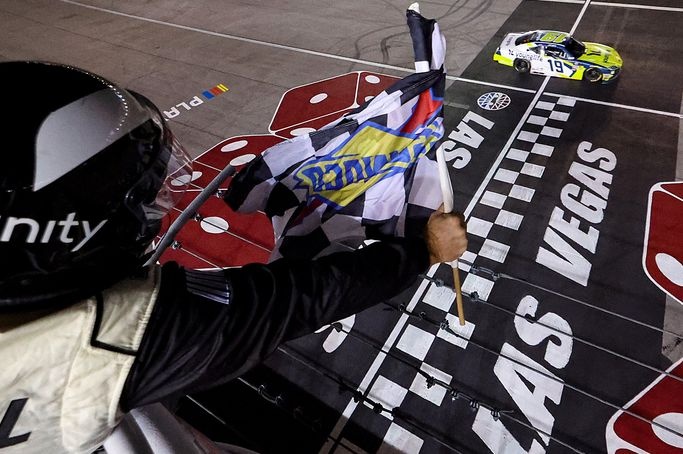 Aric Almirola bests Connor Zilisch in dramatic NASCAR Xfinity win at Las Vegas