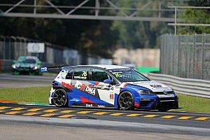Coppa Italia: al Mugello c'è anche Daniele Cappellari con la Golf TCR