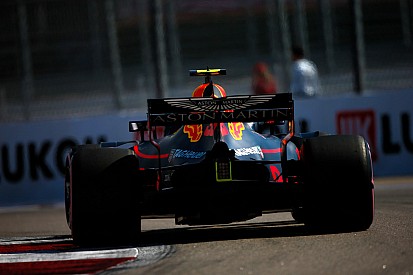 Verstappen, üç sıra grid cezası aldı