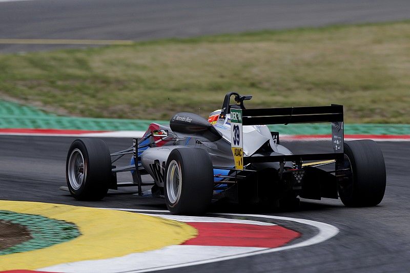 Alex Palou, Hitech Bullfrog GP Dallara F317 - Mercedes-Benz