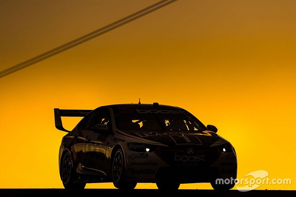 Twilight race for Super2 in Sydney