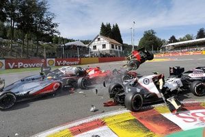 Romain Grosjean elmondta, milyen üzenetet kapott Alonsótól, miután kiütötte őt Spában