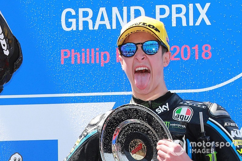 Valentino e la profezia su Celestino: "Fare podio a 17 anni a Phillip Island non è da tutti"