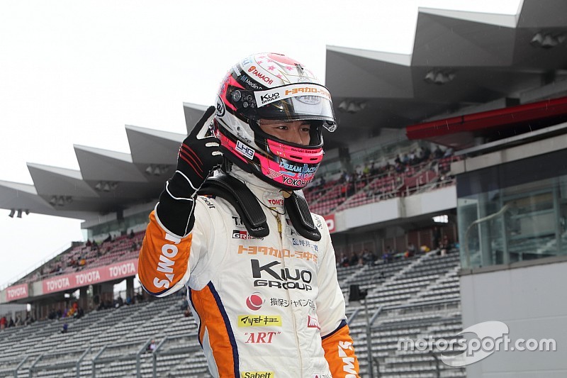 全日本F3:スタートでの出遅れを挽回、坪井翔が12連勝を達成