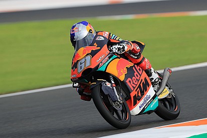 Moto3 Valencia: Debutant Oncu schrijft geschiedenis als jongste GP-winnaar ooit