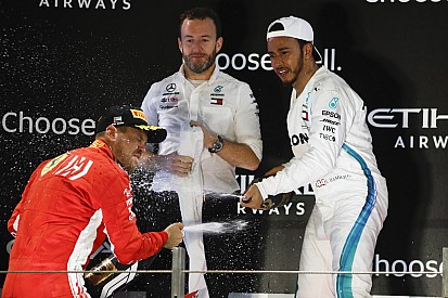 Hamilton: Vettel idén jobb lesz, remélem, hogy még többet csatázhatunk egymás ellen