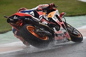 Alberto Puig: "Die Honda war manchmal nicht auf dem Level von Marquez"