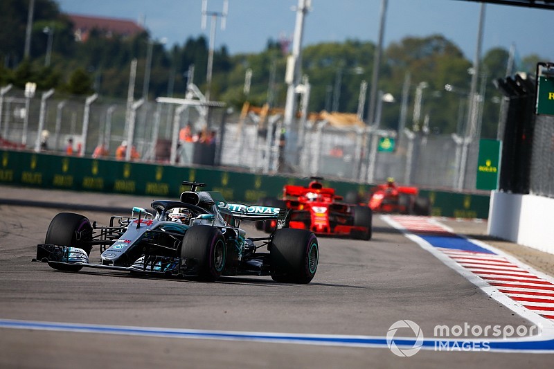 Hamilton: Mercedes derrotou a Ferrari na guerra psicológica