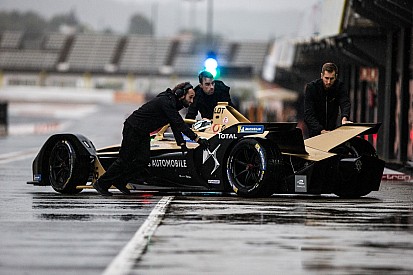 A Michelin-gumik az első esős megpróbáltatásukat élték át a Formula E-ben
