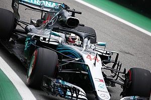 Hamilton consideró de "irresponsable" el movimiento de Sirotkin en Brasil