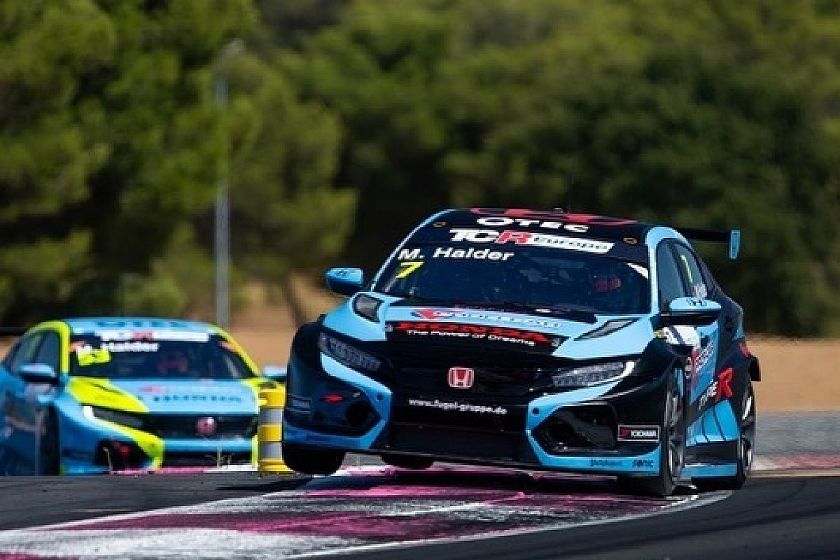 Dublet Hondy w Le Castellet