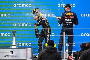 Christian Horner elég extrém tetoválást talált ki Cyril Abiteboulnak