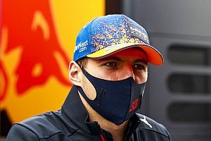 Verstappen: mondhatnám, hogy ne fütyüljék ki Hamiltont, de úgysem hallgatnának rám