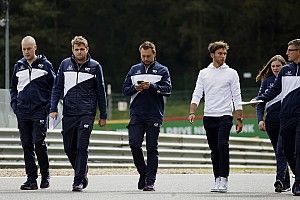 Gasly: "Red Bull, Perez ve Verstappen arasındaki dengeden memnun görünüyor"