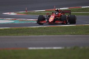 Sainz az erős versenytempó ellenére sem bánja a motorcserét