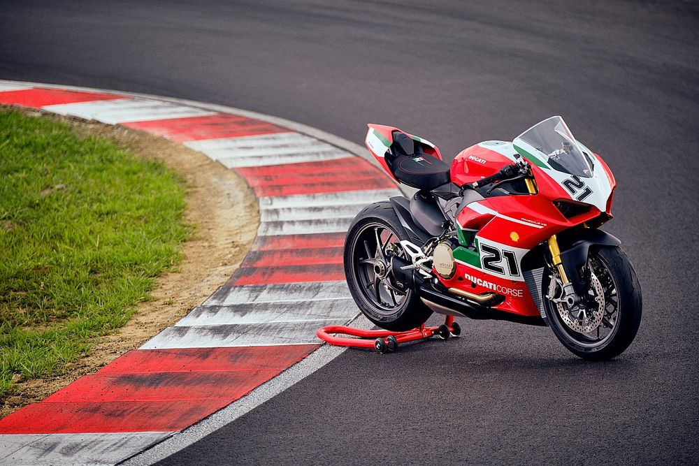 Ducati Panigale V2 Bayliss