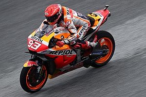 Marquez topt natte warm-up voor GP van Stiermarken