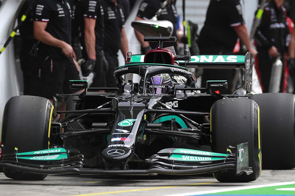 ¡Mercedes estudia cambiar motor en Monza y penalizar!