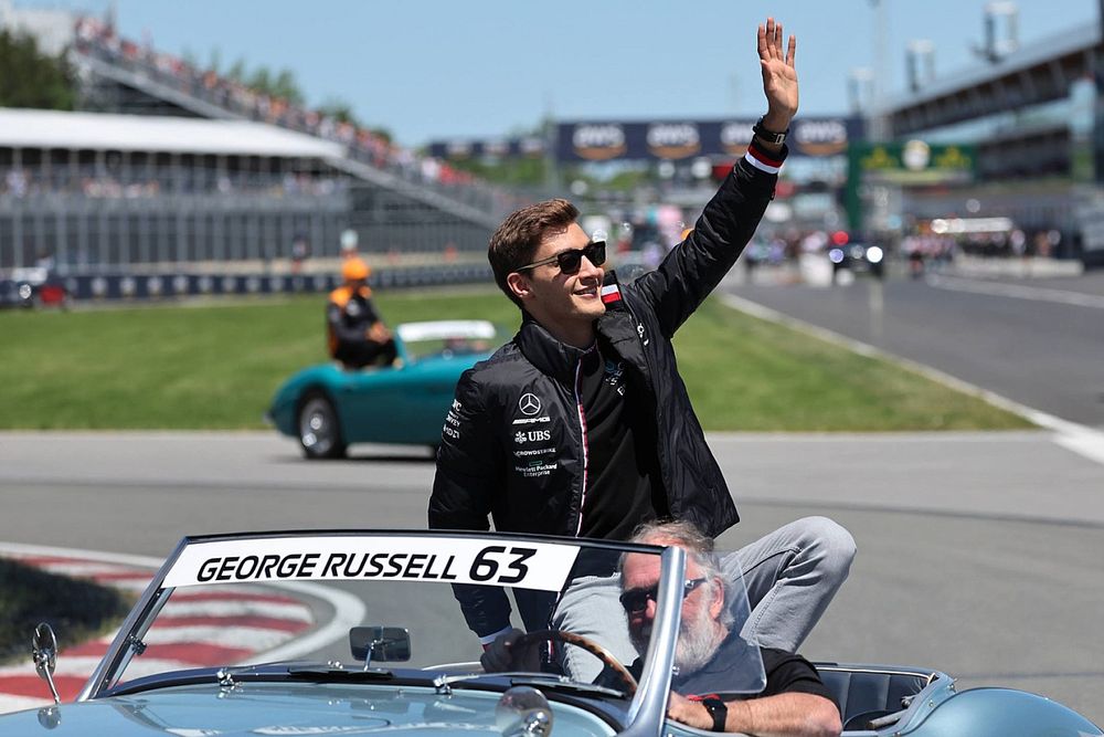 George Russell, Mercedes-AMG, in the drivers parade