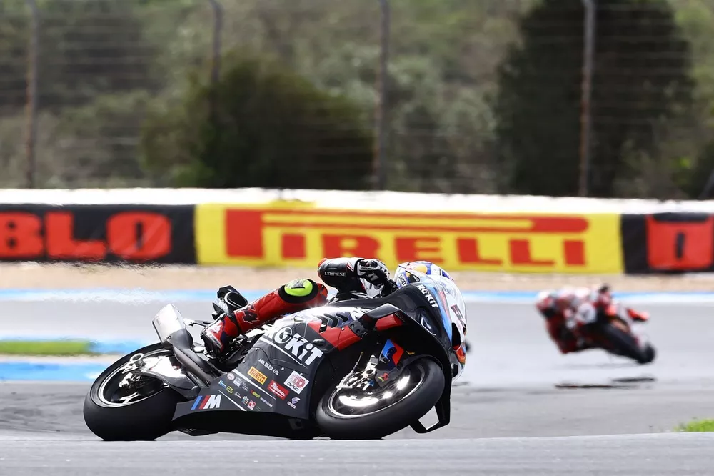 Toprak Razgatlioglu, BMW Motorrad WorldSBK Team, Nicolo Bulega, Aruba.It Racing Ducati