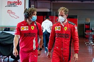 Villeneuve szerint a Vettel-helyzet miatt szörnyű lehet a környezet a Ferrarinál
