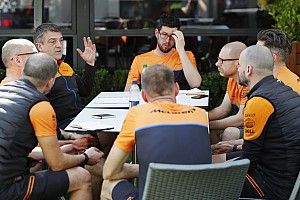 F1: Funcionário da McLaren não tem mais sintomas de coronavírus