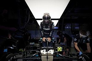 Hamilton: "Ogni anno siamo sempre il team migliore"