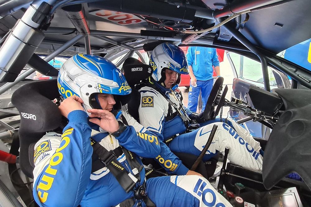 V&aacute;clav Pech, Petr Uhel, Ford Focus RS WRC 06