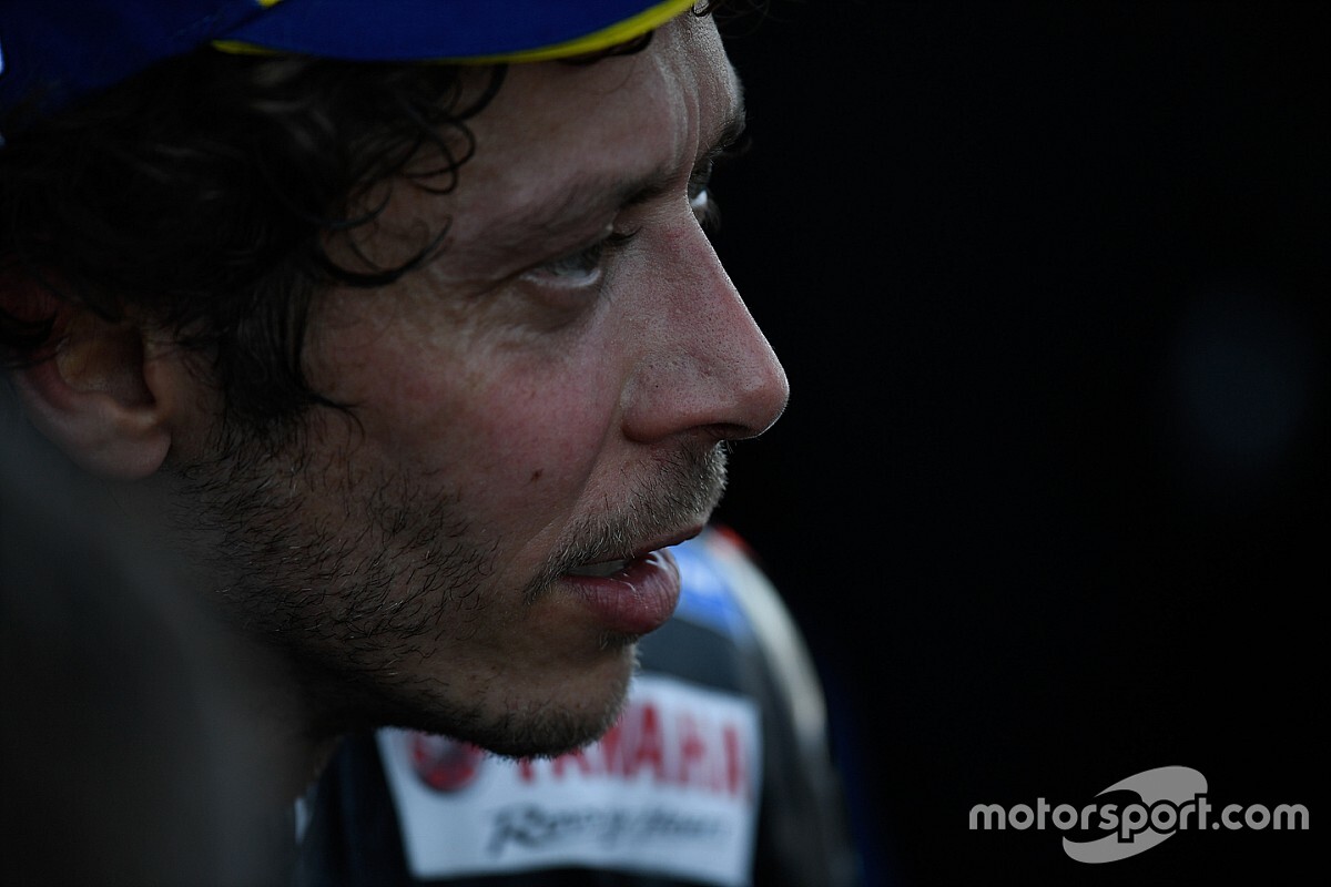 Rossi: “Yamaha está trabajando duro para entender el problema del motor”