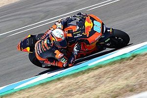 Festejo de Marini en Jerez con Moto2