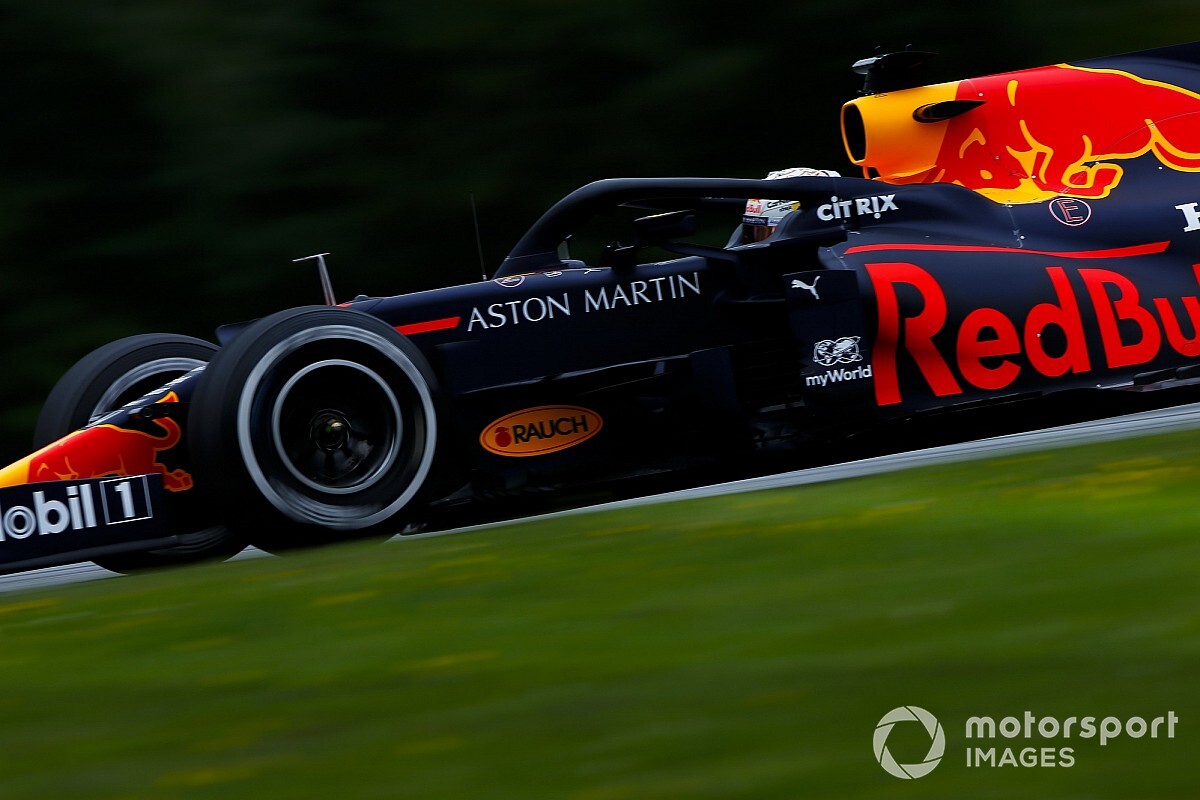 Verstappen: "Reed snelste ronde met kapotte voorvleugel"
