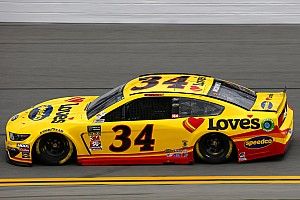 McDowell, el mejor en la última práctica de las 500 de Daytona, Suárez en octavo