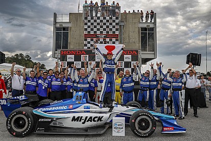 Barber IndyCar: Sato baskın bir şekilde kazandı