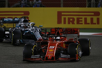 Hamilton: Vettel eredményei túlsúlyban vannak a gyenge versenyeihez képest