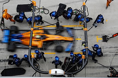 De Ferran: En McLaren queda mucho por delante