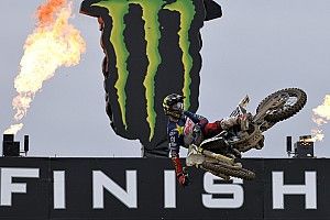 Olsen fa il bis in qualifica in Inghilterra, ma la notizia è l'assenza di Prado