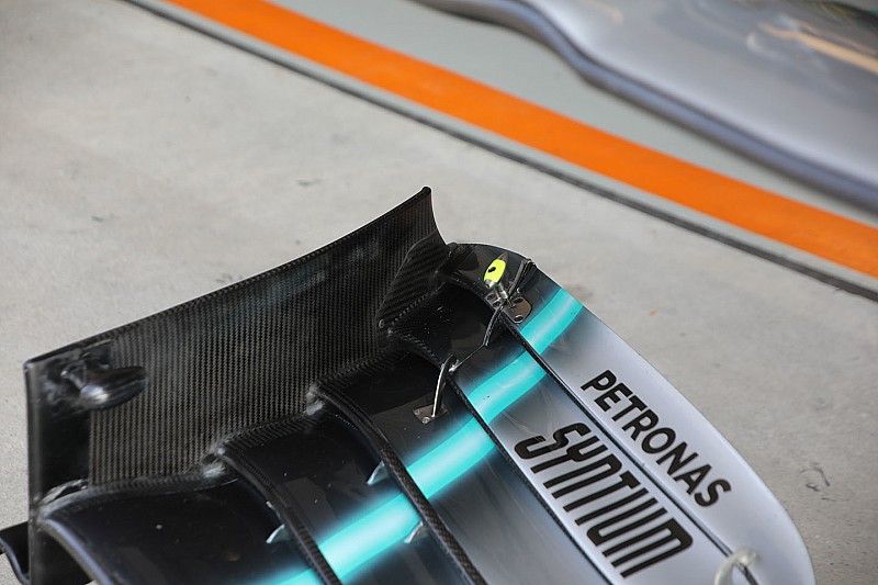 El cambio en el alerón que pidió la FIA afectó a Mercedes