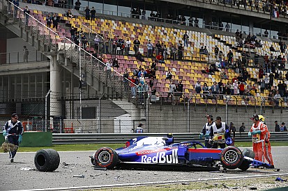 Kecelakaan di FP3, Albon absen kualifikasi