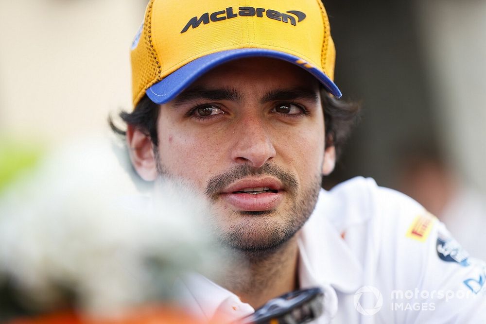 Sainz: "¿Red Bull? No cambiaría por nada donde estoy"