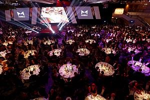 Главная ночь мира гонок. Лучшие фото с церемонии Autosport Awards