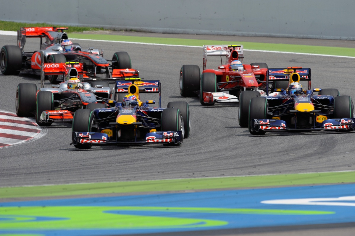 Verstappen voudrait revenir à des F1 "similaires à celles de 2010"