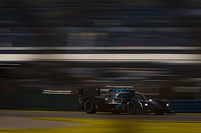Rolex 24, Hour 16: WTR stretches out sizable lead