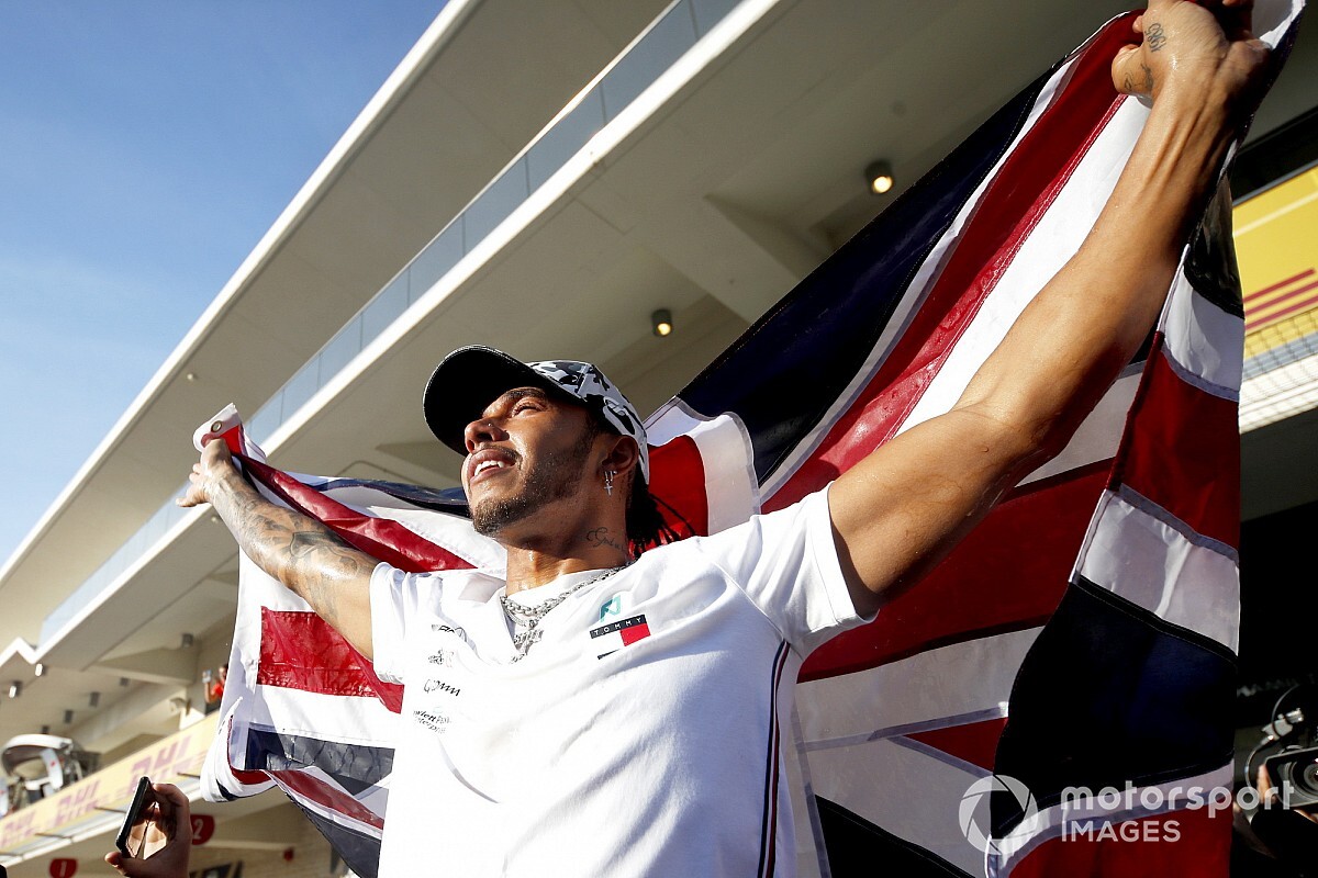 Hamilton, "stresli" kontrat görüşmeleri için sabırsızlanmıyor