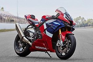 Honda svela la CBR1000RR-R per la SBK 2020 con ali nella carena